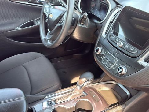 Used 2023 Chevrolet Malibu LT FWD image 13