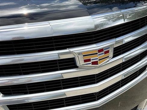 Used 2019 Cadillac Escalade Luxury RWD image 30