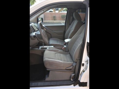 Used 2019 Nissan Frontier S image 13