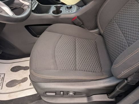 Used 2021 GMC Terrain SLE w/ Driver Convenience Package FWD image 21
