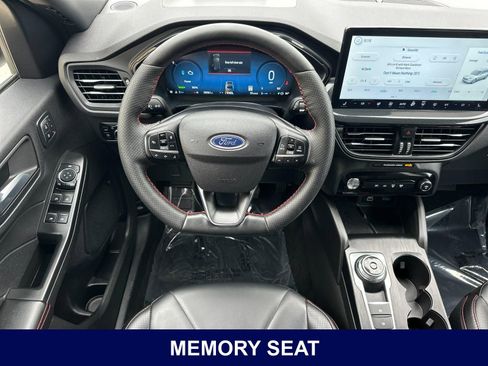 Used 2025 Ford Escape ST-Line Elite w/ Premium Technology Package AWD/4WD image 17