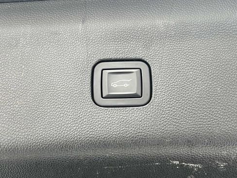 Used 2019 Buick Enclave Essence w/ Trailering Package, 5000 lbs. image 13