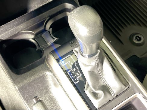 Used 2023 Toyota Tacoma SR5 w/ Technology Package AWD/4WD image 25