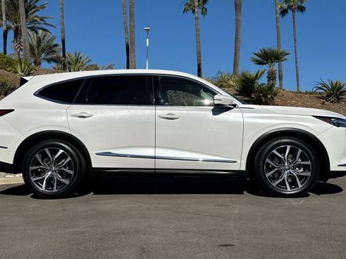 Certified 2023 Acura MDX FWD w/ Technology Package image 6