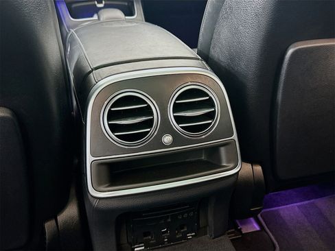 Used 2014 Mercedes-Benz S 63 AMG 4MATIC Sedan image 28