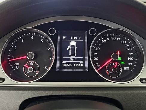 Used 2012 Volkswagen CC Sport FWD image 21