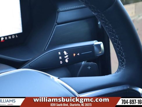 New 2026 GMC Acadia Elevation w/ Elevation Premium Package FWD image 18