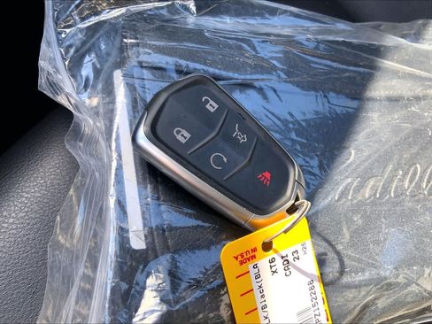 Used 2023 Cadillac XT6 Luxury FWD image 19