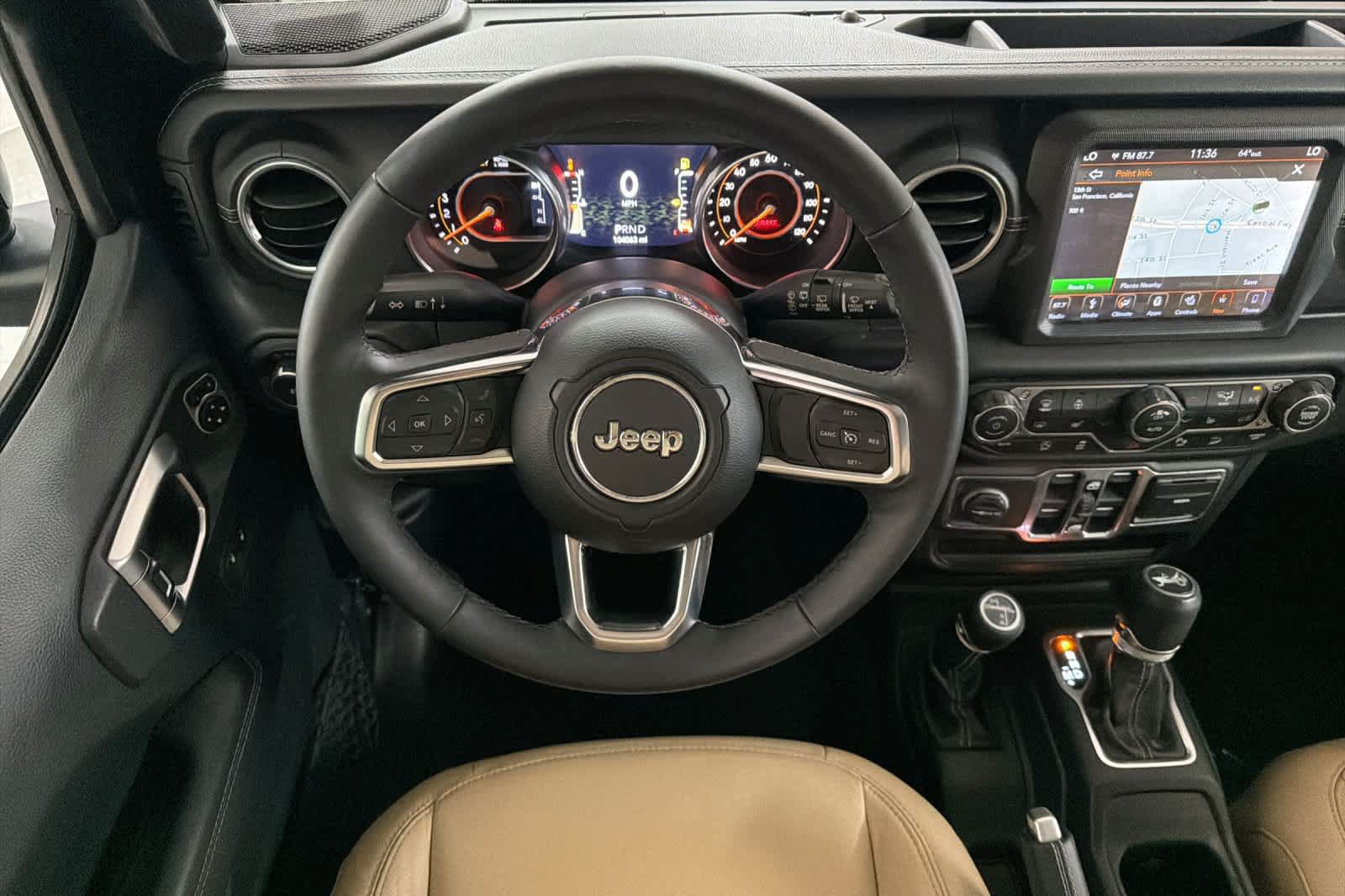 Used 2018 Jeep Wrangler Unlimited Sahara AWD/4WD image 14