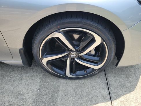 Used 2022 Honda Accord Sport Special Edition image 5