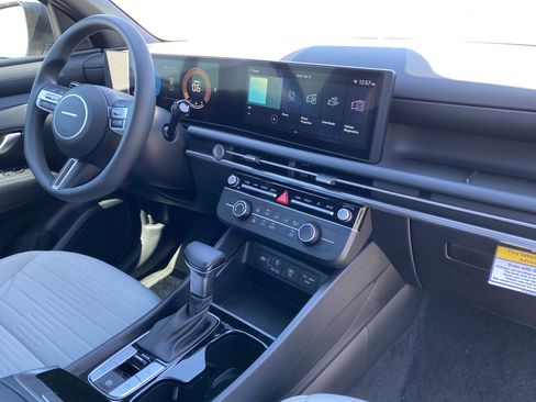 New 2026 Hyundai Santa Cruz SE FWD image 12