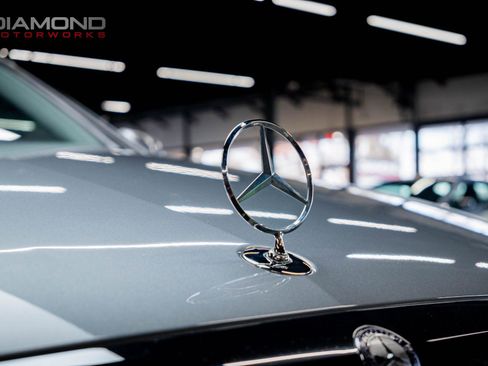 Used 2011 Mercedes-Benz S 550 image 33