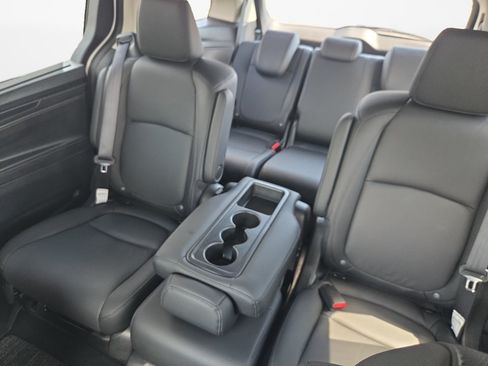 Used 2026 Honda Odyssey EX-L image 12