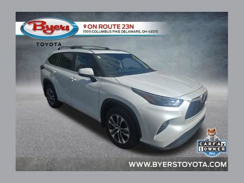 Used 2023 Toyota Highlander XLE AWD/4WD image 1