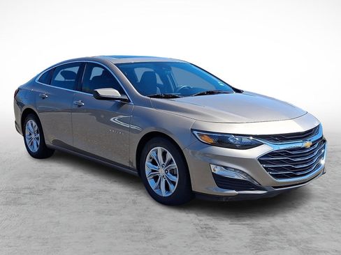 Used 2024 Chevrolet Malibu LT FWD image 7