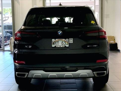 Used 2023 BMW X5 sDrive40i w/ Luxury Seating Package image 4