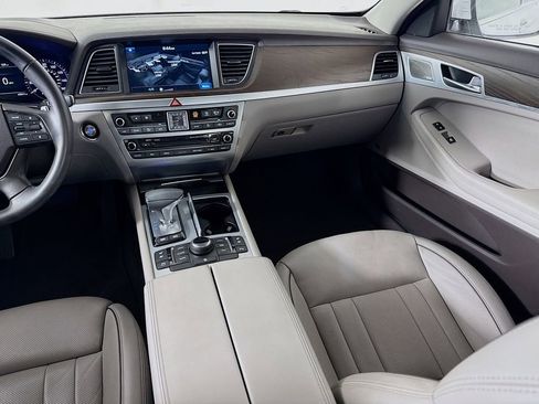 Used 2018 Genesis G80 3.8 w/ Option Group 03 image 25