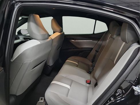 Certified 2025 Toyota Camry SE w/ Convenience Package FWD image 8