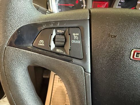Used 2017 GMC Terrain SLE FWD image 16