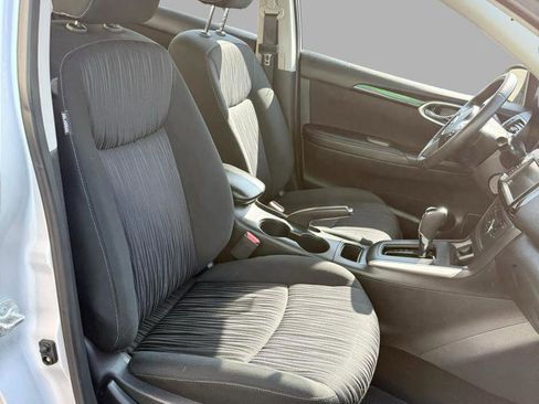 Used 2019 Nissan Sentra SV FWD image 30