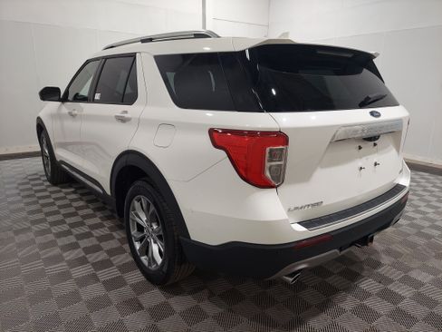 Used 2022 Ford Explorer Limited w/ Class IV Trailer Tow Package AWD/4WD image 2