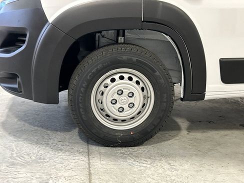 New 2026 RAM ProMaster 2500 w/ Convenience Group image 11