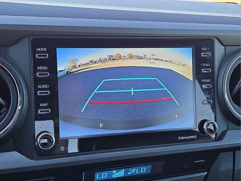 Used 2023 Toyota Tacoma TRD Off-Road image 26