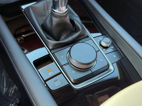 New 2026 MAZDA MAZDA3 2.5 S Hatchback w/ Premium Pkg image 28