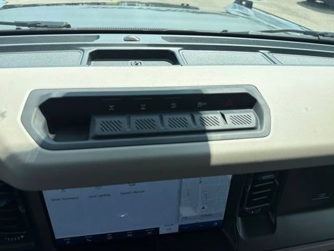 Used 2022 Ford Bronco Wildtrak AWD/4WD image 23