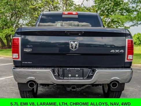 Used 2017 RAM 1500 Laramie w/ Convenience Group AWD/4WD image 7