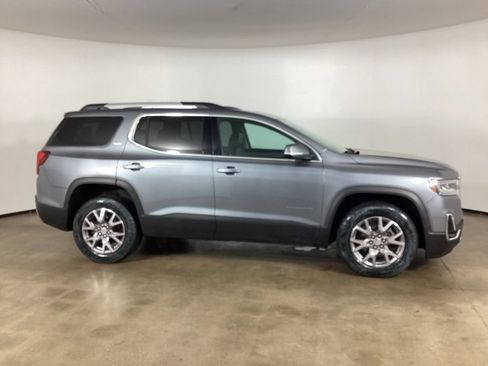 Used 2021 GMC Acadia SLT w/ Technology Package AWD/4WD image 4