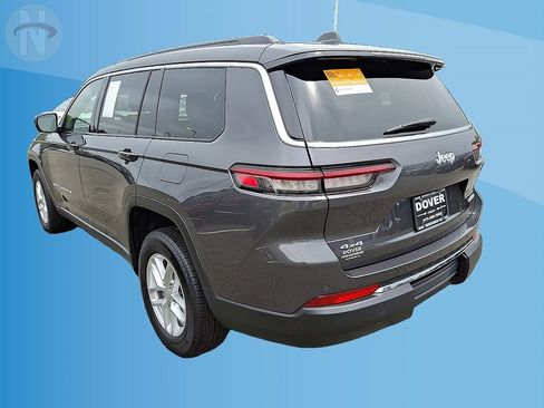 Used 2025 Jeep Grand Cherokee L Laredo AWD/4WD image 13