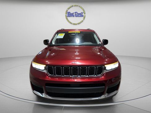 Used 2023 Jeep Grand Cherokee L Laredo AWD/4WD image 7