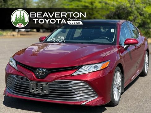 Used 2018 Toyota Camry XLE w/ Audio Package FWD image 1