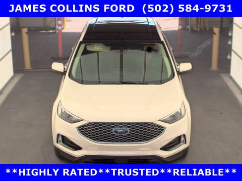 Used 2024 Ford Edge SEL w/ Convenience Package AWD/4WD image 3