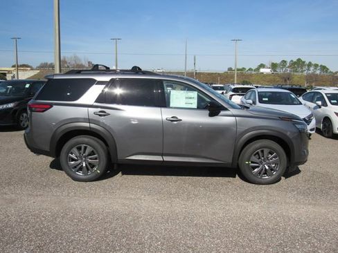 New 2026 Nissan Pathfinder SV AWD/4WD image 2
