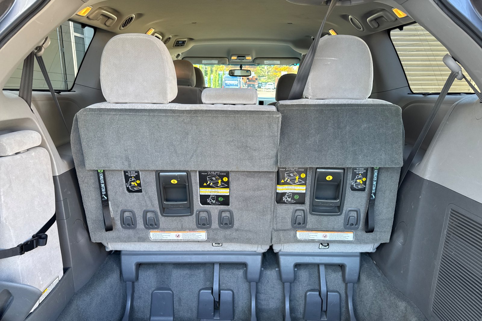 Used 2017 Toyota Sienna LE FWD image 16