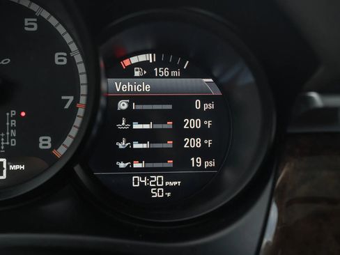 Used 2015 Porsche Macan Turbo image 28