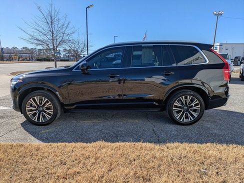 Used 2020 Volvo XC90 T5 Momentum w/ Protection Package Premier image 7