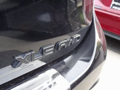 Used 2022 Toyota Highlander XLE image 45