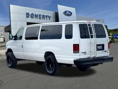 Used 2014 Ford E-350 and Econoline 350 XLT RWD image 10