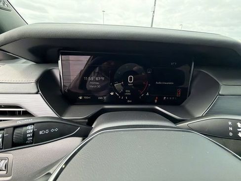 New 2026 GMC Acadia AT4 w/ Luxury Package AWD/4WD image 13