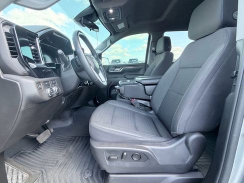 Used 2024 GMC Sierra 1500 SLE image 20