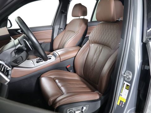 Used 2024 BMW X5 xDrive50e w/ Executive Package image 30