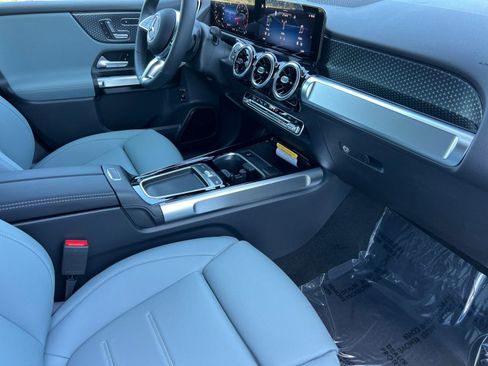 New 2026 Mercedes-Benz GLB 250 image 19