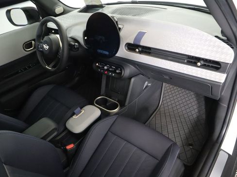 Used 2025 MINI Cooper S image 17