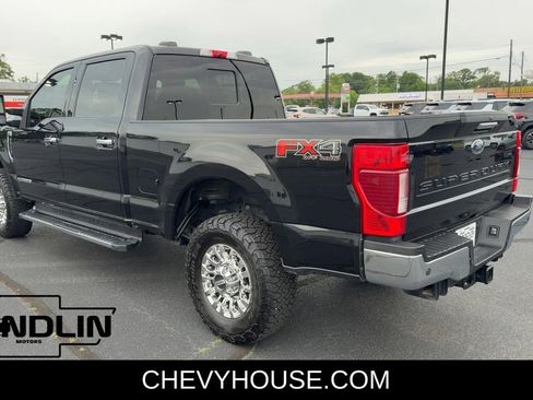 Used 2022 Ford F350 Lariat w/ Chrome Package image 6