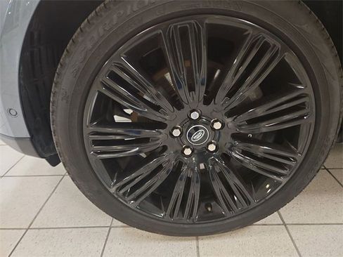 Used 2022 Land Rover Range Rover Westminster Edition image 10