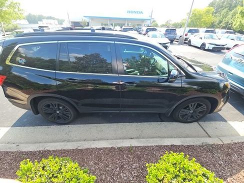 Used 2022 Honda Pilot Special Edition image 9