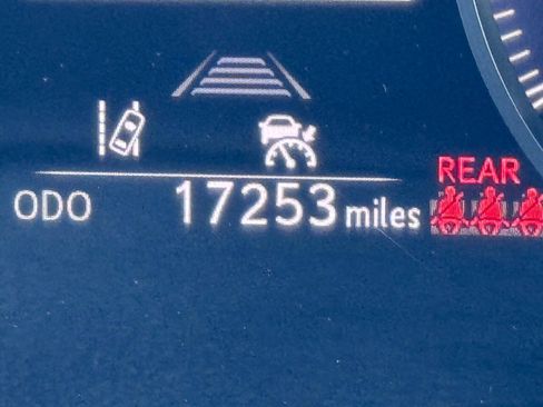 Used 2025 Lexus NX 250 FWD w/ Towing Package (2000 Lbs) image 29